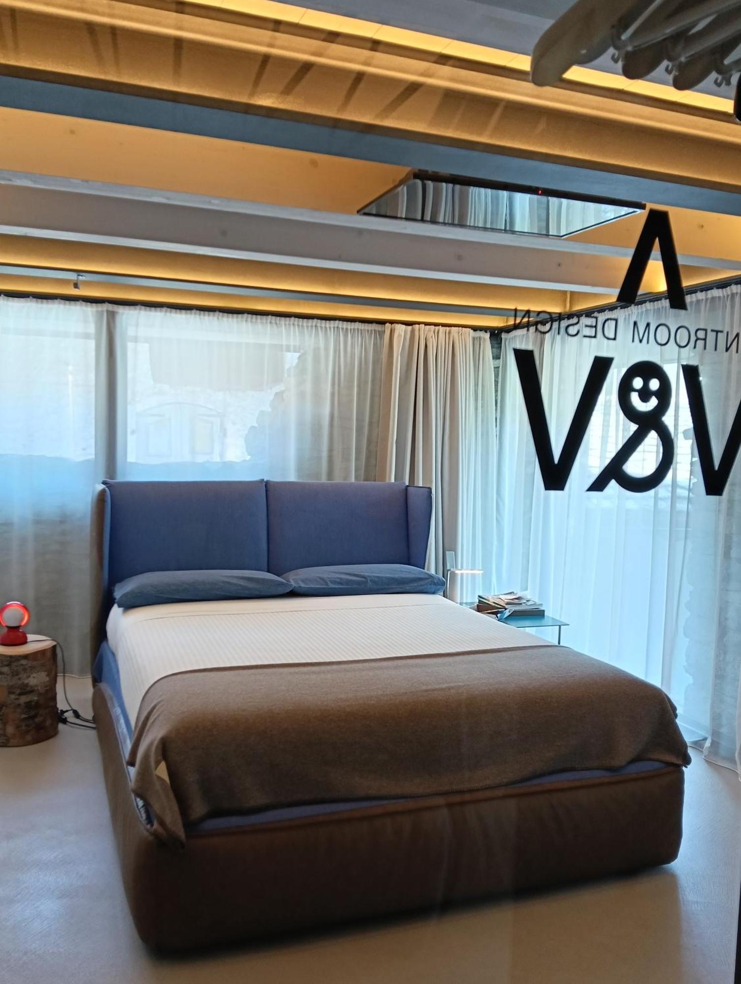 V&V RentRoom Design Gignod Buitenkant foto